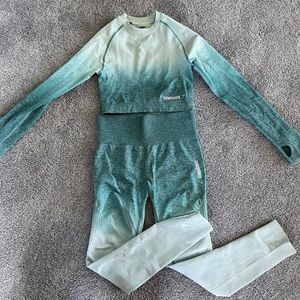 GYM SHARK OMBRÉ SEAMLESS SET